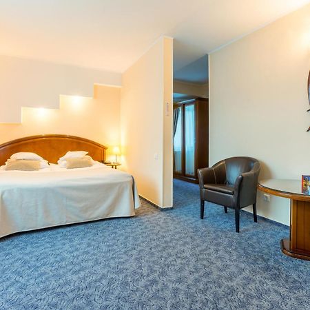 Hotel Ambient Braşov Værelse billede