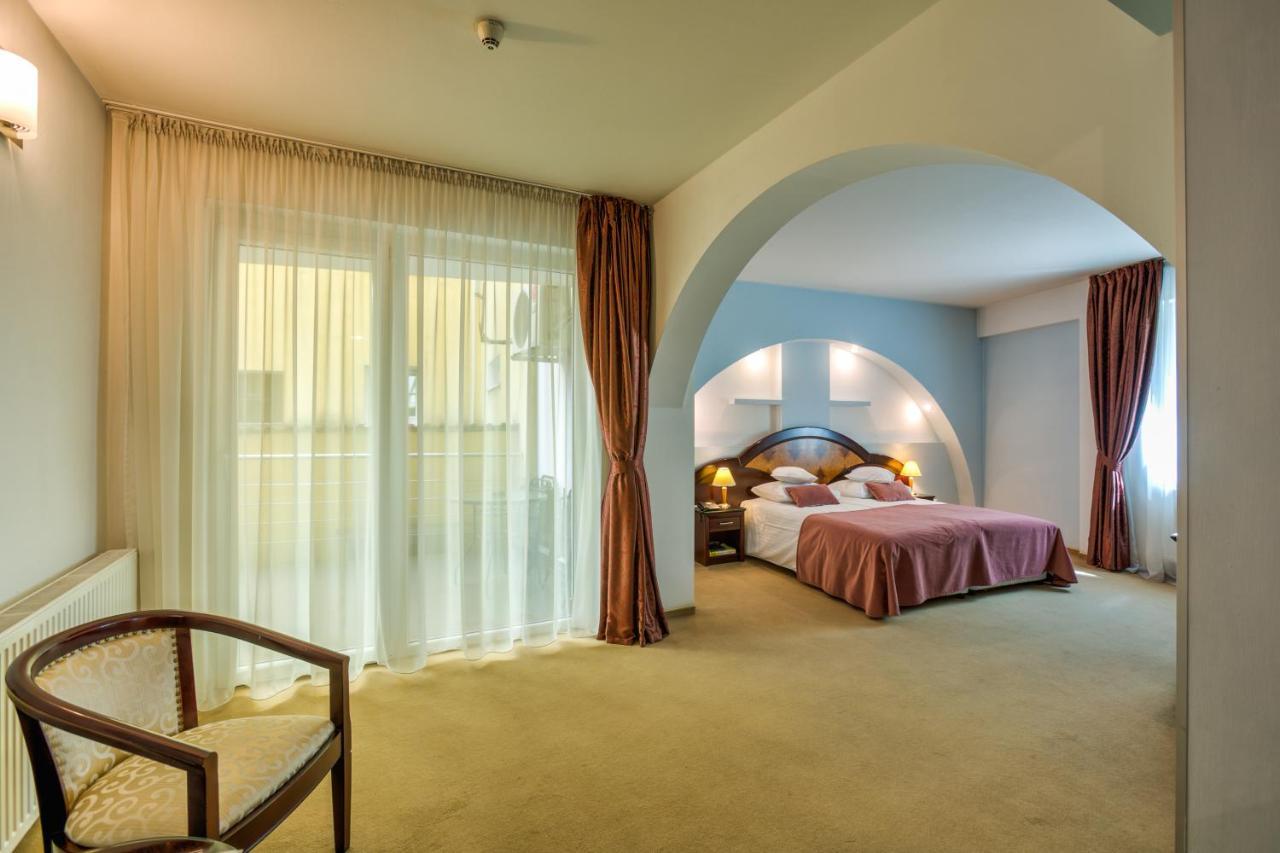 Hotel Ambient Braşov Eksteriør billede