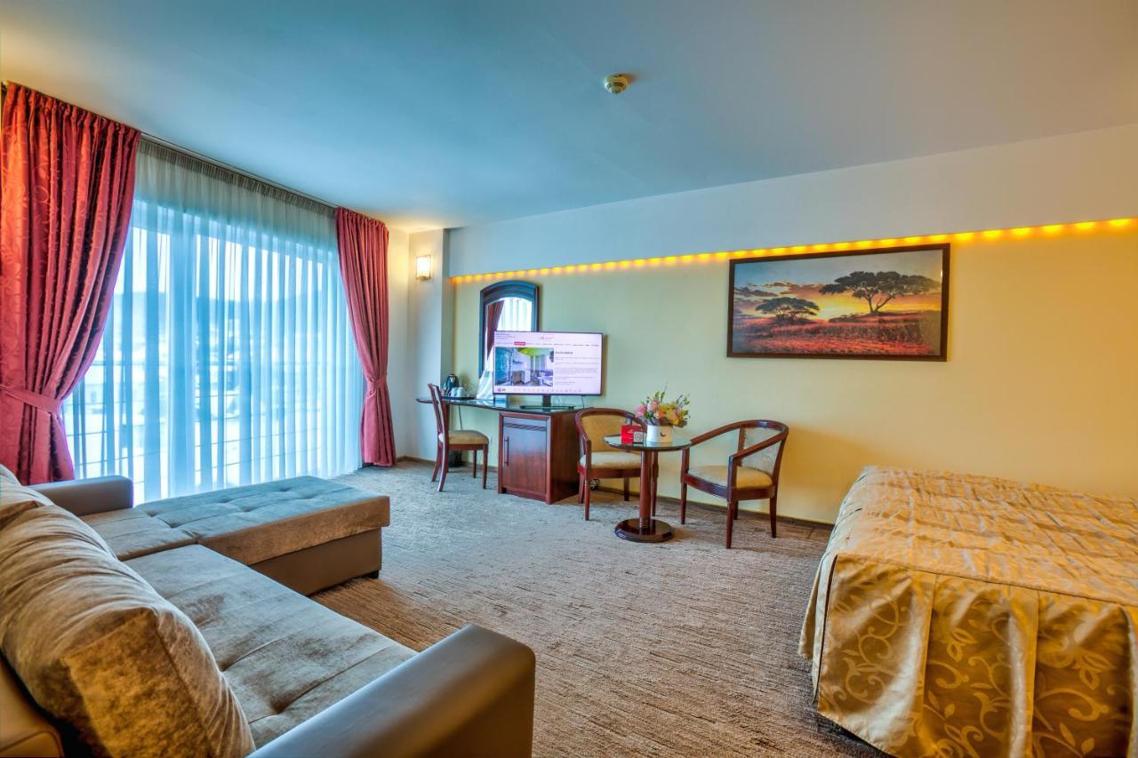 Hotel Ambient Braşov Eksteriør billede
