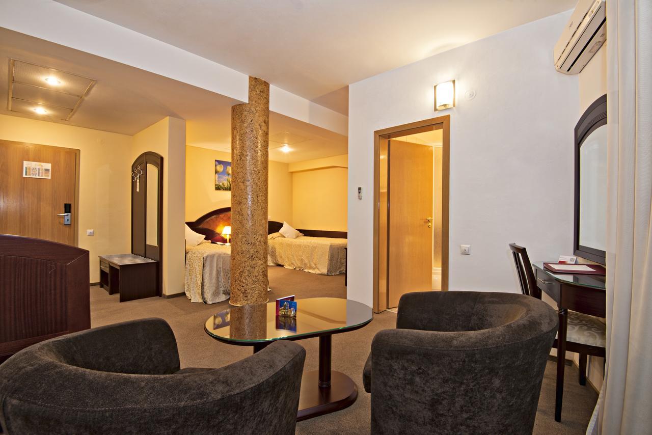 Hotel Ambient Braşov Eksteriør billede